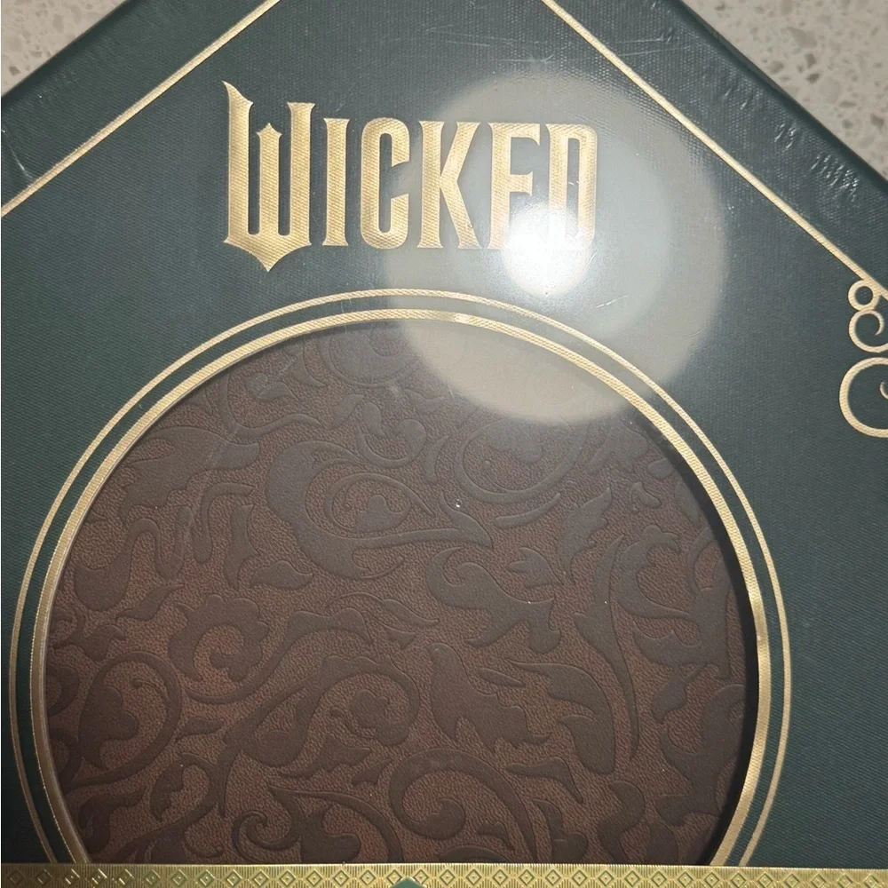 Wicked: The Grimmerie Collectible Hardcover Journal NIB Sealed